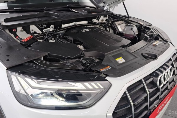 2021 Audi Q5 с пробегом 67 557 км