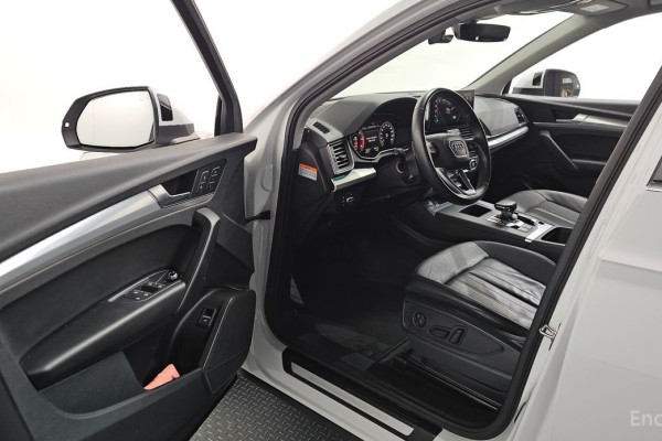 2021 Audi Q5 с пробегом 67 557 км