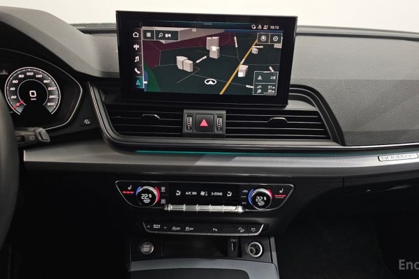 2021 Audi Q5 с пробегом 67 557 км