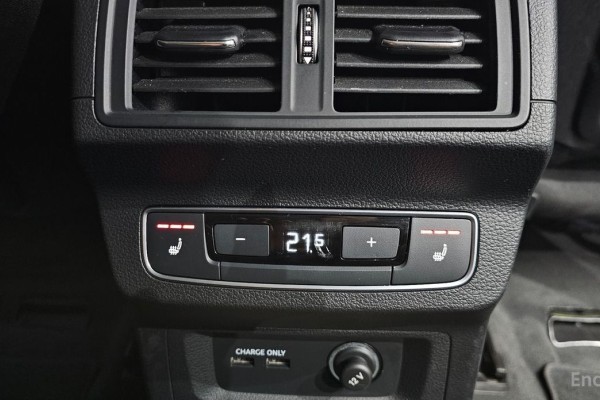 2021 Audi Q5 с пробегом 67 557 км