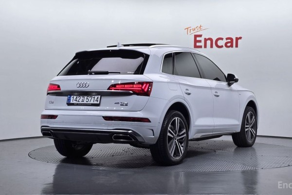 2023 Audi Q5 с пробегом 21 874 км