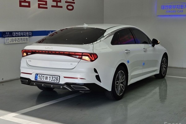 2022 Kia K5 с пробегом 83 044 км