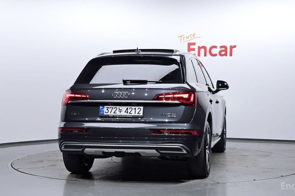 2022 Audi Q5 с пробегом 55 648 км