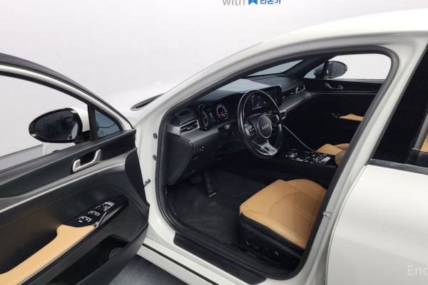 2022 Kia K5 с пробегом 114 746 км