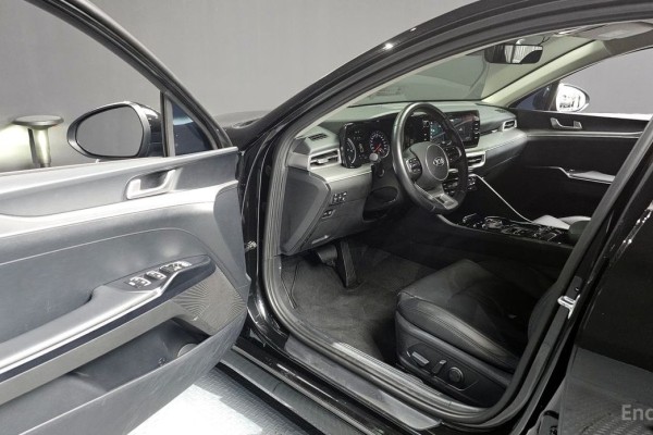 2021 Kia K5 с пробегом 39 351 км