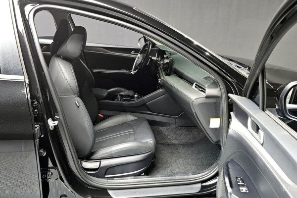 2021 Kia K5 с пробегом 39 351 км