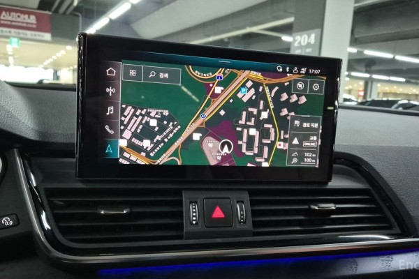 2023 Audi Q5 с пробегом 17 217 км