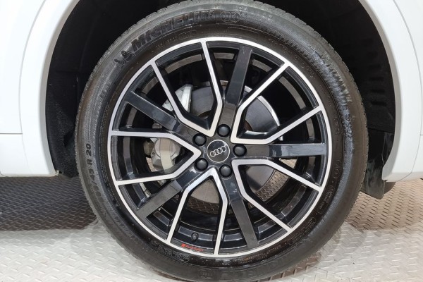 2023 Audi Q5 с пробегом 36 799 км