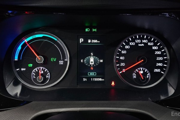 2022 Kia K5 с пробегом 115 006 км