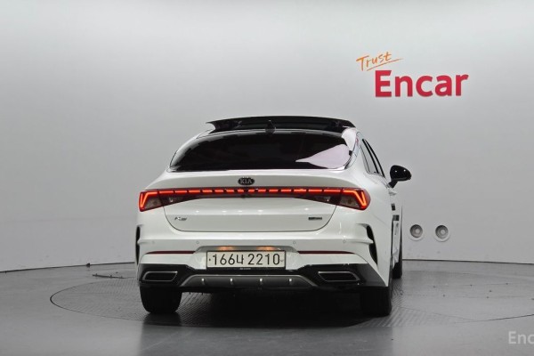 2021 Kia K5 с пробегом 54 970 км