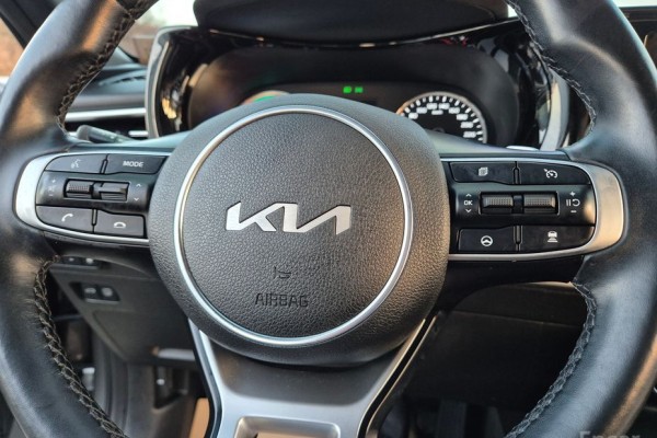 2021 Kia K5 с пробегом 63 305 км