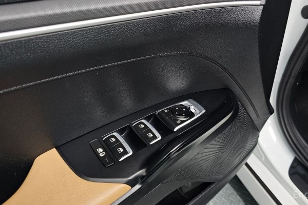 2022 Kia K5 с пробегом 115 006 км