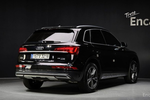 2021 Audi Q5 с пробегом 42 341 км