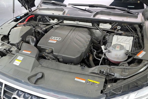 2023 Audi Q5 с пробегом 19 728 км