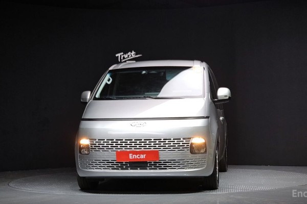 2022 Hyundai Staria с пробегом 48 949 км