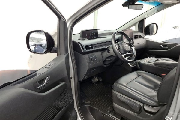 2022 Hyundai Staria с пробегом 48 949 км