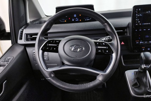 2022 Hyundai Staria с пробегом 48 949 км