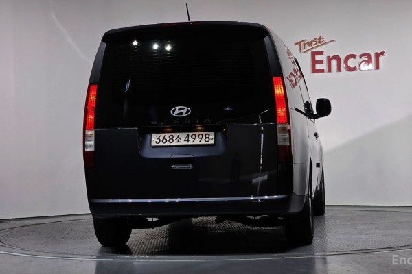 2022 Hyundai Staria с пробегом 77 338 км