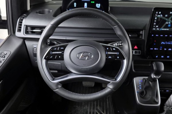 2022 Hyundai Staria с пробегом 77 338 км