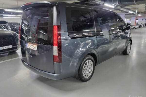 2022 Hyundai Staria с пробегом 56 912 км