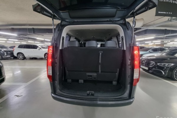 2022 Hyundai Staria с пробегом 56 912 км