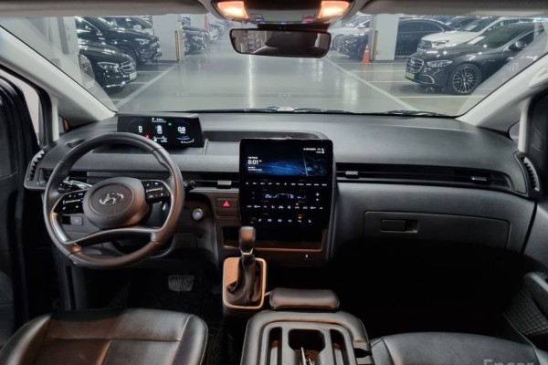 2022 Hyundai Staria с пробегом 56 912 км