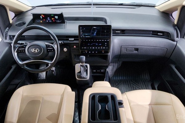 2022 Hyundai Staria с пробегом 84 914 км