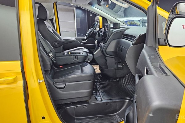 2022 Hyundai Staria с пробегом 33 330 км