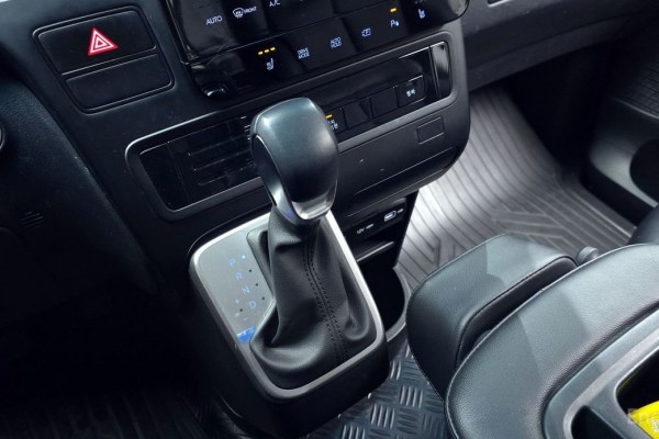 2022 Hyundai Staria с пробегом 51 884 км