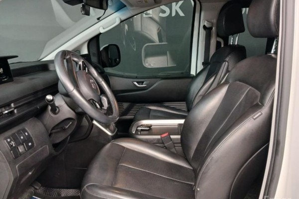 2021 Hyundai Staria с пробегом 73 926 км