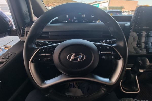 2022 Hyundai Staria с пробегом 100 634 км