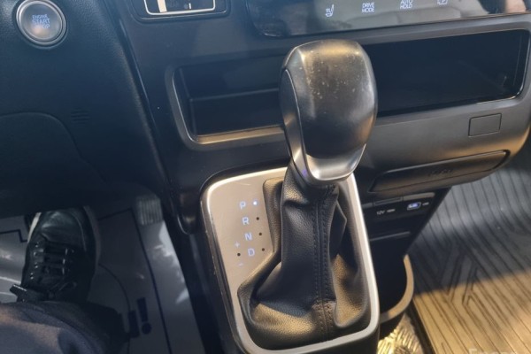 2022 Hyundai Staria с пробегом 100 634 км