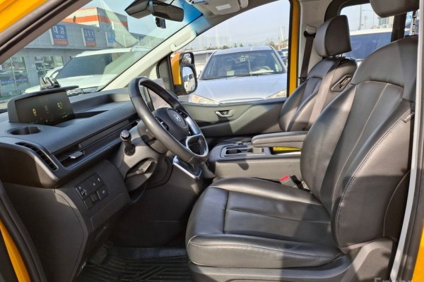 2022 Hyundai Staria с пробегом 104 709 км