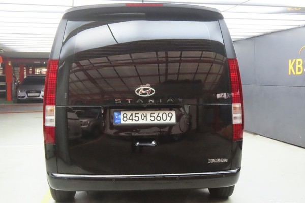 2022 Hyundai Staria с пробегом 38 029 км