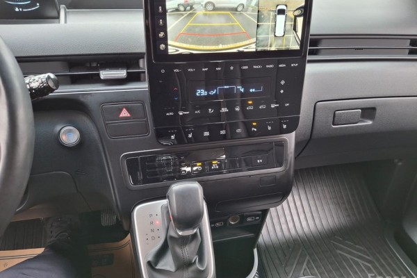 2022 Hyundai Staria с пробегом 104 709 км