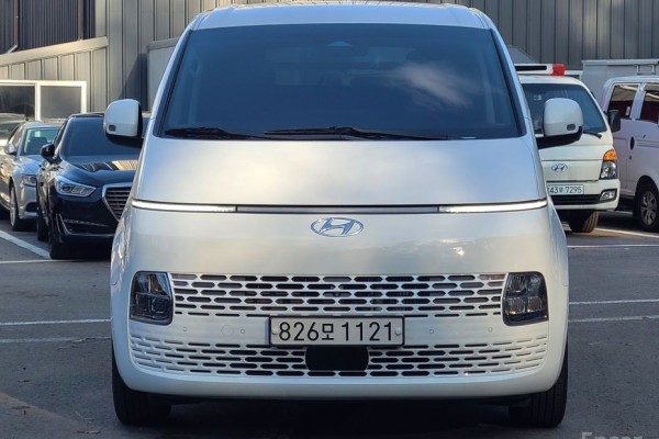 2022 Hyundai Staria с пробегом 31 885 км