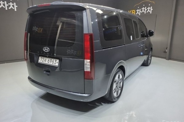 2021 Hyundai Staria с пробегом 34 406 км