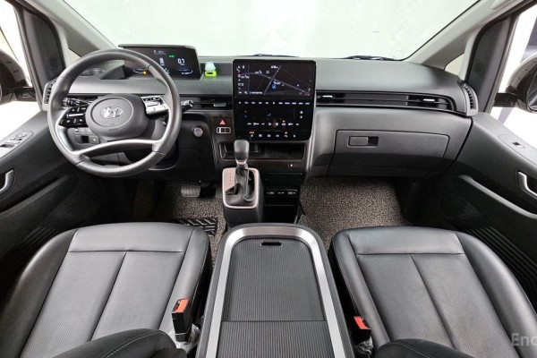 2022 Hyundai Staria с пробегом 40 726 км
