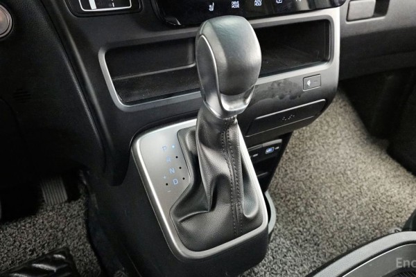 2022 Hyundai Staria с пробегом 40 726 км