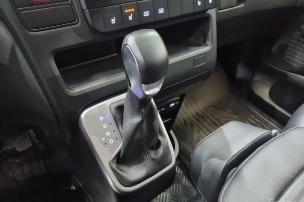 2021 Hyundai Staria с пробегом 34 406 км