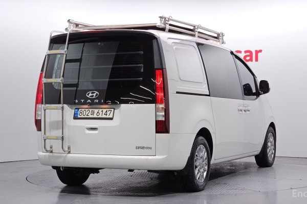 2022 Hyundai Staria с пробегом 72 859 км