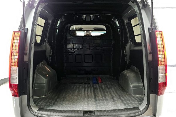 2022 Hyundai Staria с пробегом 40 726 км