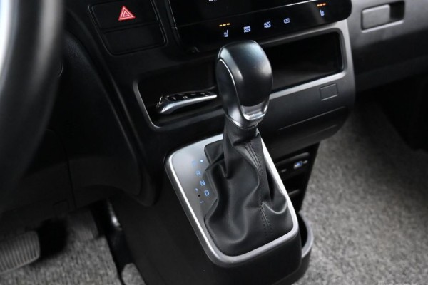 2022 Hyundai Staria с пробегом 65 282 км