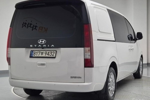 2022 Hyundai Staria с пробегом 101 300 км
