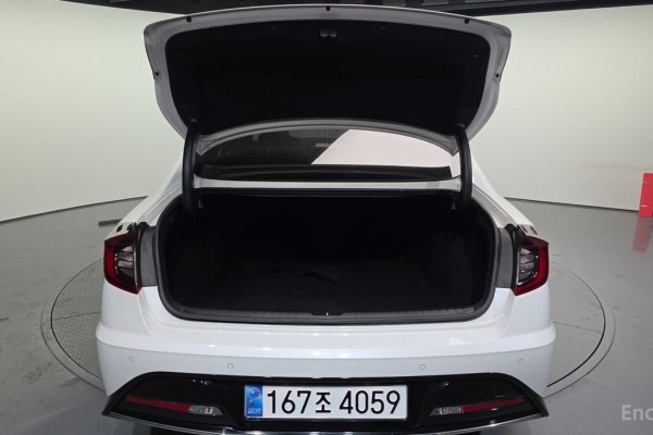 2022 Hyundai Sonata с пробегом 98 713 км