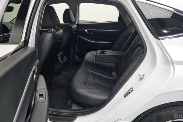 2021 Hyundai Sonata с пробегом 63 989 км