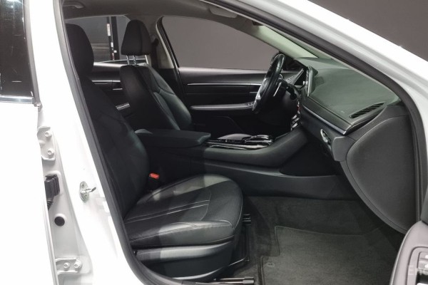 2022 Hyundai Sonata с пробегом 77 890 км