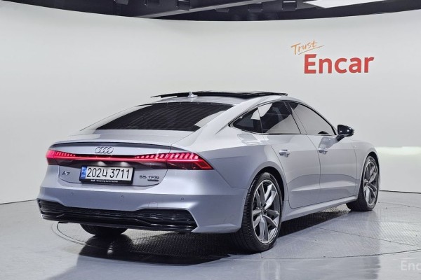 2022 Audi A7 с пробегом 45 367 км