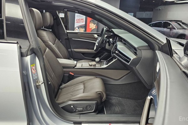 2022 Audi A7 с пробегом 45 367 км