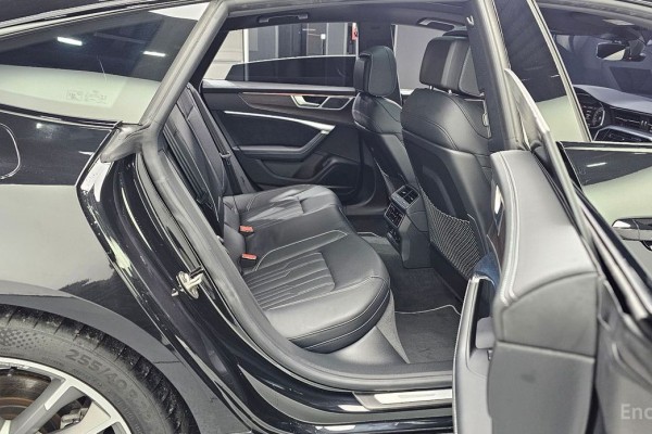 2022 Audi A7 с пробегом 21 207 км